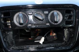 Volkswagen Up! Up! (121), Hatchback, 2011 1.0 12V 60 picture 13