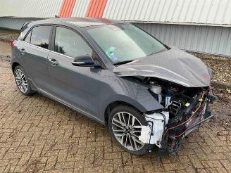 Dezmembrări autoturisme Kia Rio Rio IV (YB), Hatchback, 2017 1.0i T-GDi 100 12V 2022/3