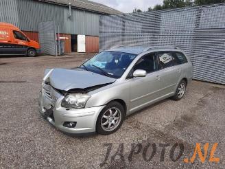 demontáž osobní automobily Toyota Avensis Avensis Wagon (T25/B1E), Combi, 2003 / 2008 2.0 16V VVT-i D4 2008/9