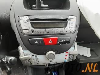 Toyota Aygo Aygo (B10), Hatchback, 2005 / 2014 1.0 12V VVT-i picture 19