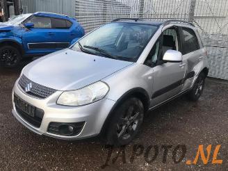 Coche siniestrado Suzuki SX4 SX4 (EY/GY), SUV, 2006 1.6 16V 4x2 2012/2