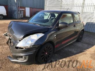 Coche siniestrado Suzuki Swift Swift (ZA/ZC/ZD), Hatchback, 2010 / 2017 1.2 16V 2011/9
