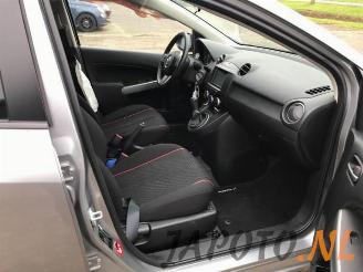 Mazda 2 2 (DE), Hatchback, 2007 / 2015 1.3 16V MZR picture 8