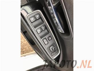 Mitsubishi Outlander Outlander (GF/GG), SUV, 2012 / 2022 2.0 16V PHEV 4x4 picture 10