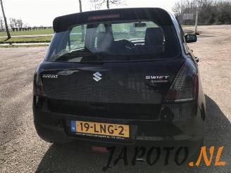 Suzuki Swift Swift (ZA/ZC/ZD1/2/3/9), Hatchback, 2005 / 2011 1.3 VVT 16V picture 4