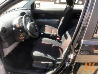 Daihatsu Sirion Sirion 2 (M3), Hatchback, 2005 1.3 16V DVVT picture 9