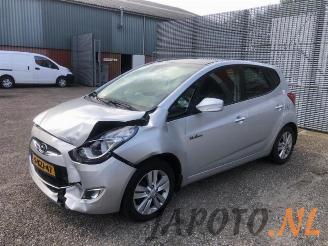 Vrakbiler auto Hyundai Ix20 iX20 (JC), SUV, 2010 / 2019 1.6i 16V 2013/8