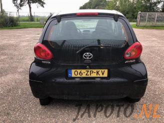 Toyota Aygo Aygo (B10), Hatchback, 2005 / 2014 1.0 12V VVT-i picture 6