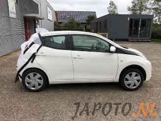 Toyota Aygo Aygo (B40), Hatchback, 2014 1.0 12V VVT-i picture 6