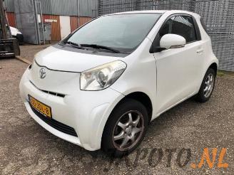 Salvage car Toyota iQ iQ, Hatchback 3-drs, 2009 / 2015 1.0 12V VVT-i 2009/5