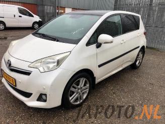 disassembly passenger cars Toyota Verso S Verso S, MPV, 2010 / 2016 1.33 16V Dual VVT-I 2011/8