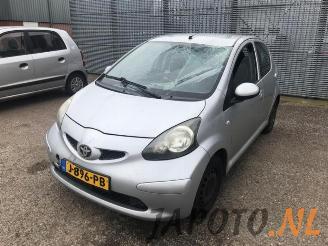 Dezmembrări autoturisme Toyota Aygo Aygo (B10), Hatchback, 2005 / 2014 1.0 12V VVT-i 2006/1