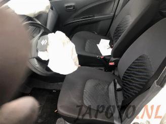 Suzuki Celerio Celerio (LF), Hatchback 5-drs, 2014 1.0 12V Dualjet picture 10