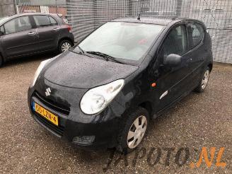 Coche siniestrado Suzuki Alto Alto (GF), Hatchback 5-drs, 2009 1.0 12V 2010/7
