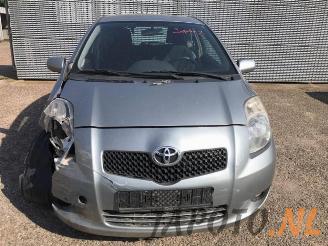 Toyota Yaris Yaris II (P9), Hatchback, 2005 / 2014 1.3 16V VVT-i picture 8