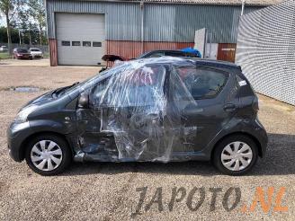 Toyota Aygo Aygo (B10), Hatchback, 2005 / 2014 1.0 12V VVT-i picture 2