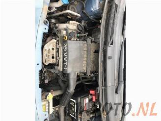 Toyota Yaris Yaris II (P9), Hatchback, 2005 / 2014 1.3 16V VVT-i picture 12