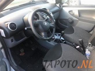 Toyota Aygo Aygo (B10), Hatchback, 2005 / 2014 1.0 12V VVT-i picture 12