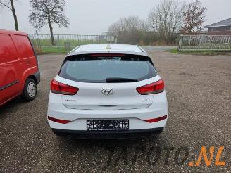 Hyundai I-30 i30 (PDEB5/PDEBB/PDEBD/PDEBE), Hatchback, 2016 1.0 T-GDI 12V Hybrid 48V picture 4