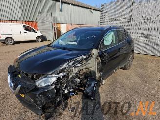 Coche siniestrado Nissan Qashqai Qashqai (J11), SUV, 2013 / 2021 1.5 dCi DPF 2015/8