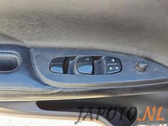 Nissan Pulsar Pulsar (C13), Hatchback, 2013 1.5 dCi DPF picture 12