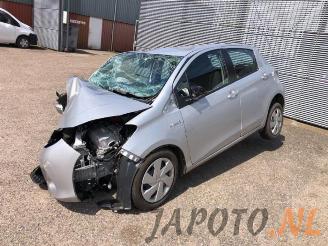 Dezmembrări autoturisme Toyota Yaris Yaris III (P13), Hatchback, 2010 / 2020 1.5 16V Hybrid 2012/9