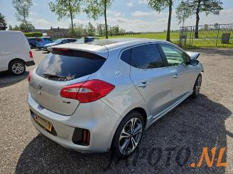 Kia Cee d Cee'd (JDB5), Hatchback 5-drs, 2012 / 2018 1.0i T-GDi 12V 120 picture 5