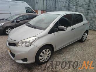 Autoverwertung Toyota Yaris Yaris III (P13), Hatchback, 2010 / 2020 1.0 12V VVT-i 2012/3
