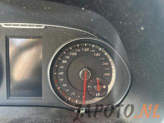 Hyundai I-30  picture 11