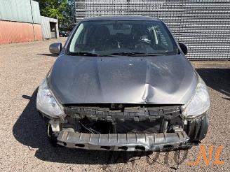 Mitsubishi Space-star Space Star (A0), Hatchback, 2012 1.0 12V picture 8