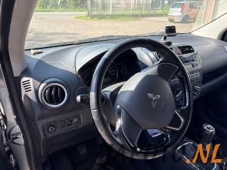 Mitsubishi Space-star Space Star (A0), Hatchback, 2012 1.0 12V picture 9