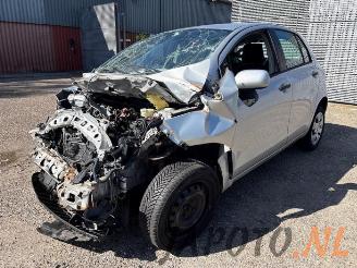 Toyota Yaris Yaris II (P9), Hatchback, 2005 / 2014 1.3 16V VVT-i picture 4