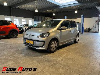 damaged passenger cars Volkswagen Up! 1.0 move up! BlueMotion 2013/1