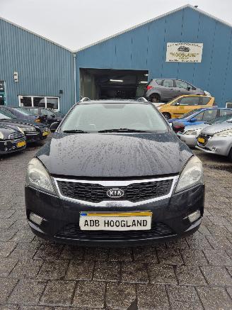 Dezmembrări autoturisme Kia Cee d Sporty Wagon (EDF) Combi 1.6 CVVT 16V (G4FC4) [93kW] [125PK] 2010/1