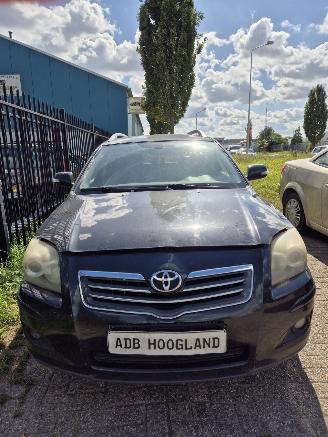 disassembly passenger cars Toyota Avensis Wagon (T25/B1E) Combi 2.2 D-4D 16V D-CAT (2AD-FHV) [130kW] 6-BAK 2007/1