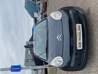 Salvage car Citroën C1 Hatchback 1.0 12V (1KR-FE(CFB)) [50kW] 5-BAK 2007/1