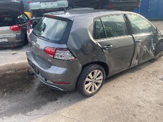 Volkswagen Golf Golf VII (AUA) Hatchback 1.0 TSI 12V (CHZC(Euro 6)) [81kW] picture 2