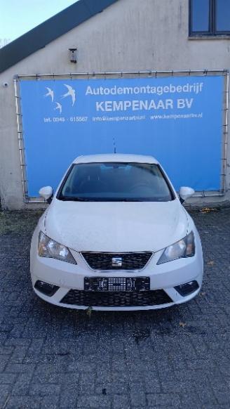 Uttjänta bilar auto Seat Ibiza Ibiza IV (6J5) Hatchback 5-drs 1.0 EcoTSI 12V (CHZB) [70kW]  (05-2015/=
06-2017) 2016