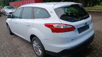 Ford Focus Focus 3 Wagon Combi 1.0 Ti-VCT EcoBoost 12V 125 (M1DA(Euro 5)) [92kW] =
 (02-2012/05-2018) picture 13