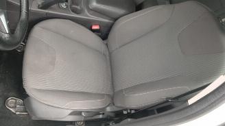 Ford Focus Focus 3 Wagon Combi 1.0 Ti-VCT EcoBoost 12V 125 (M1DA(Euro 5)) [92kW] =
 (02-2012/05-2018) picture 8