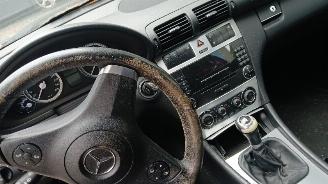 Mercedes C-klasse C Sportcoupé (C203) Hatchback 1.8 C-180K 16V (M271.946) [105kW]  (05=
-2002/05-2008) picture 6