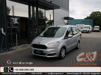 Voiture accidenté Ford Tourneo Courier 1.0 EcoBoost 75kW Titanium airco cruise achterschade 2015/12