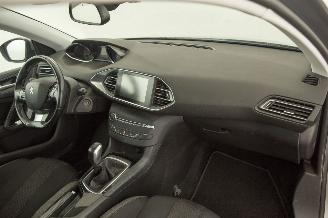 Peugeot 308 SW 1.2 PureTech Navi Clima Style picture 17