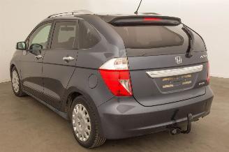 Honda Fr-v 2.2 picture 3