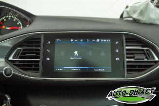 Peugeot 308 1.2 PureTech 76.699 km picture 8