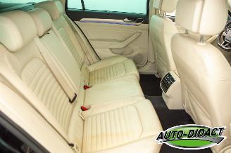 Volkswagen Passat GTE 1.4 TSI Variant Connected Series Plus picture 23