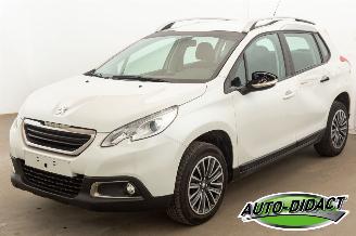 skadebil auto Peugeot 2008 1.2 Airco Navi 96.849 km 2014/3