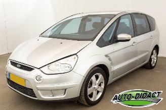 škoda osobní automobily Ford S-Max 2.0-16V Clima Navi 2008/11