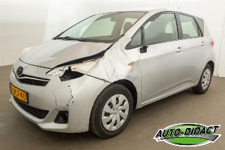 Auto incidentate Toyota Verso S 1.3 VVT-i  Automaat Camera Clima Aspiration 2013/10