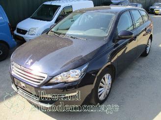 Purkuautot passenger cars Peugeot 308 308 SW (L4/L9/LC/LJ/LR) Combi 5-drs 1.2 12V e-THP PureTech 110 (EB2DT(=
HNZ)) [81kW]  (03-2014/12-2021) 2015